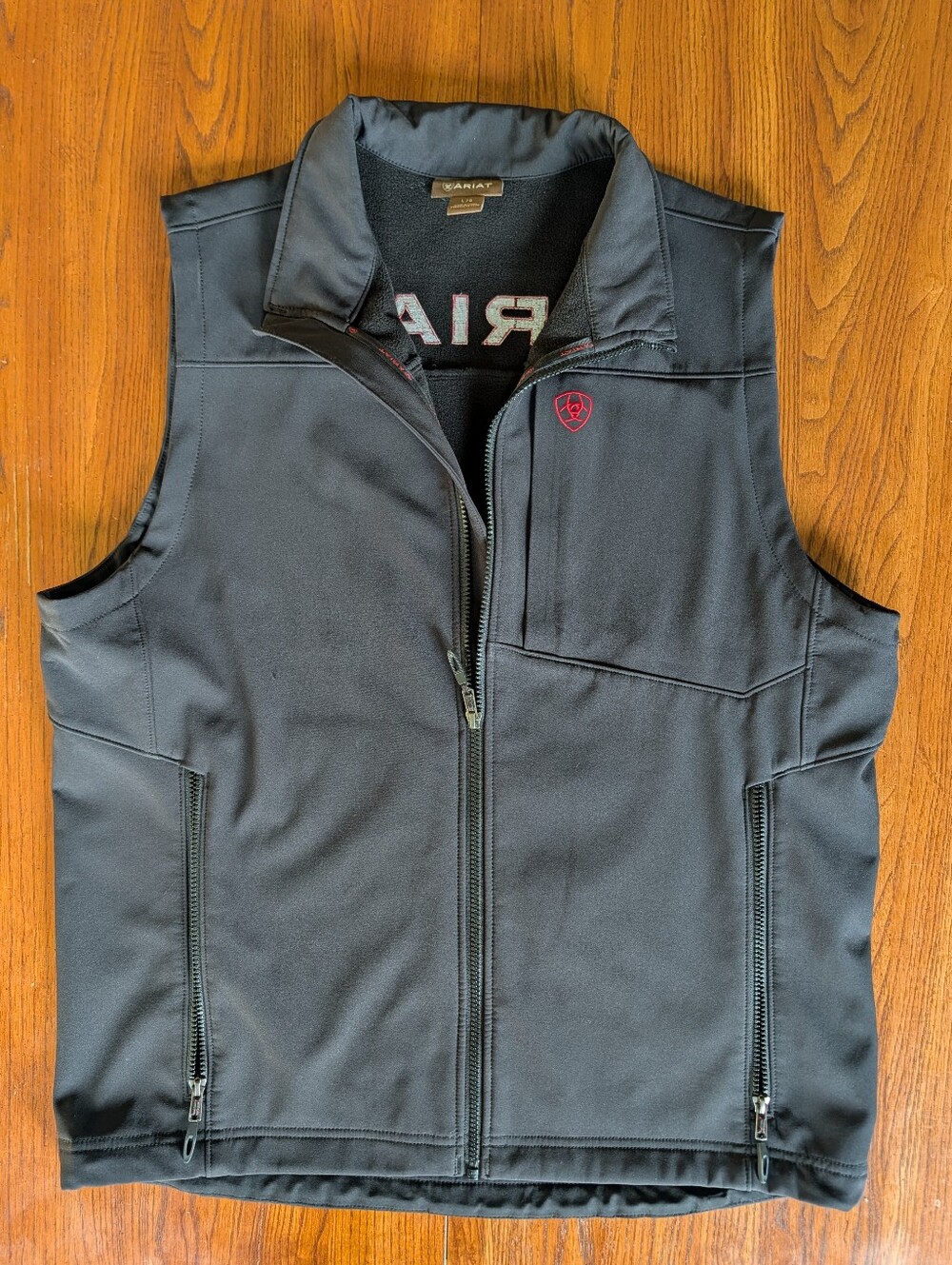Ariat Men's Logo Softshell Fleece Lined Vest Black Lg